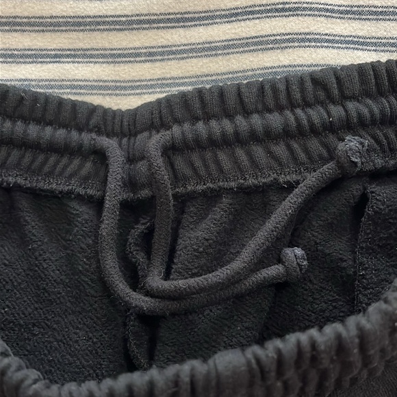 Skims Fleece Boyfriend Shorts Onyx Medium - Picture 7 of 8